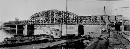 Scanned photo of 
Pennsylvania Railroad Bridge, 1903.
