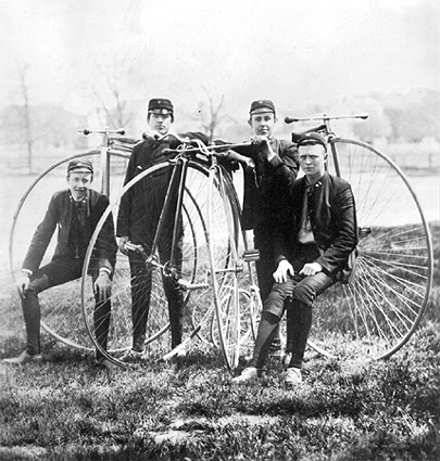 Photo_of_Henry_Hornbostel_as_a_young_man.