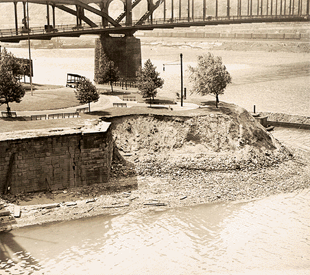 Photo_of_The_Point_c1930.