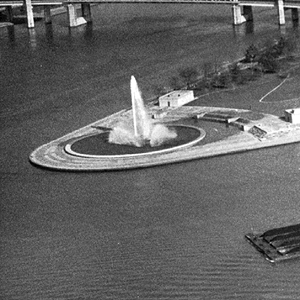 Photo_of_The_Point_in_1976_(detail).