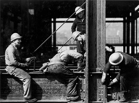 Photo_of_riveters.