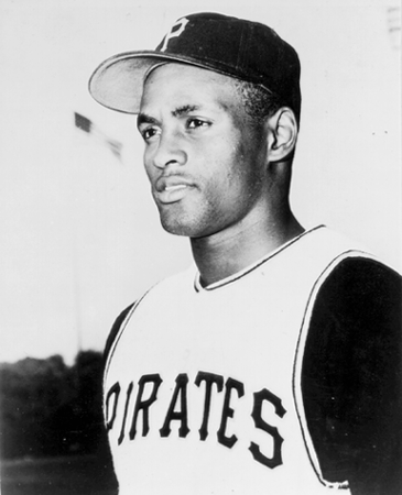 Portrait_photo_of_Roberto_Clemente.